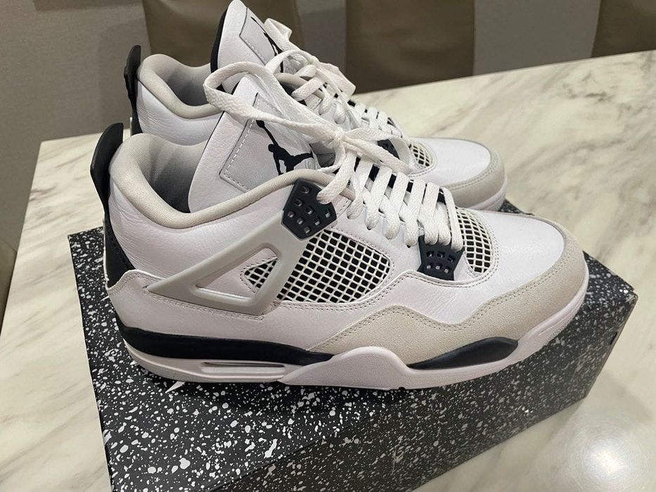 Jordan 4 Military Black