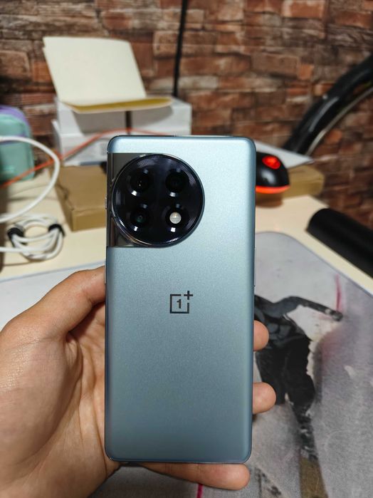 Продается OnePlus Ace 2