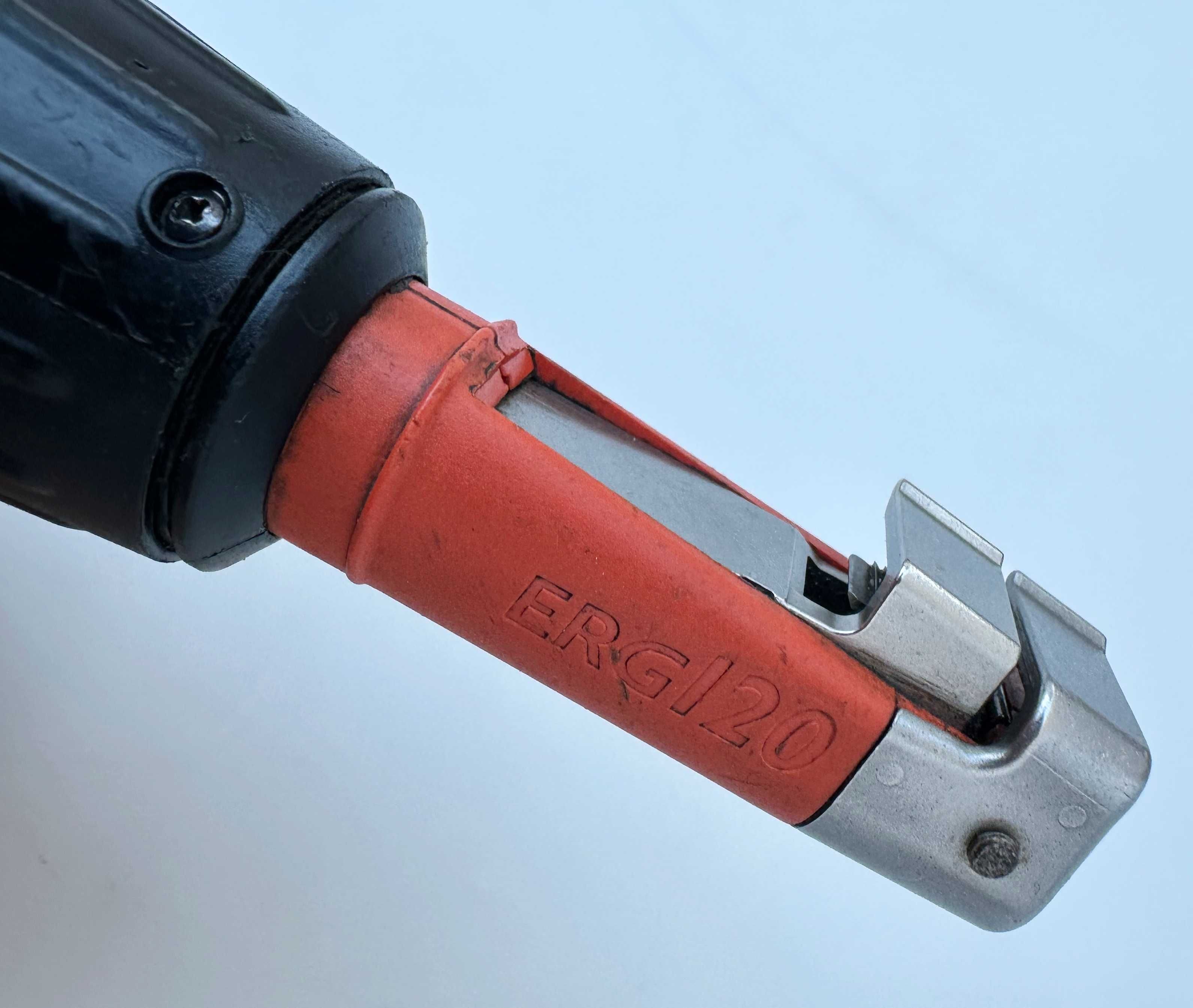 Thomas & Betts ERG120 - Инструмент за кабелни опашки