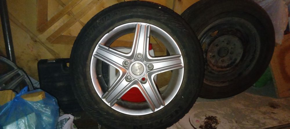 Продам комплект диски сшинами