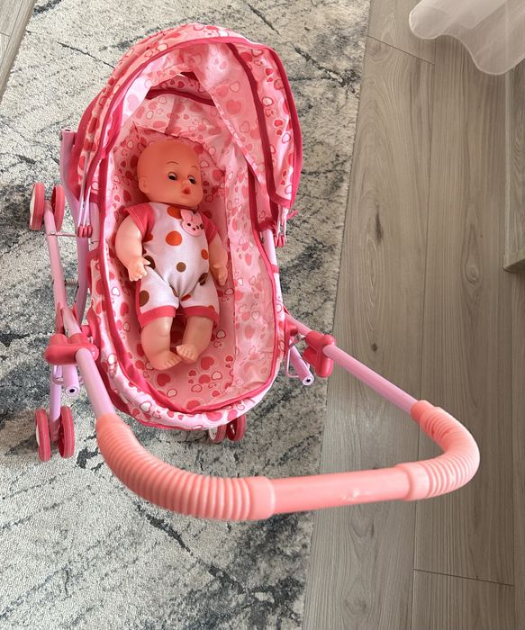 Carucior si hainute fetita !!!