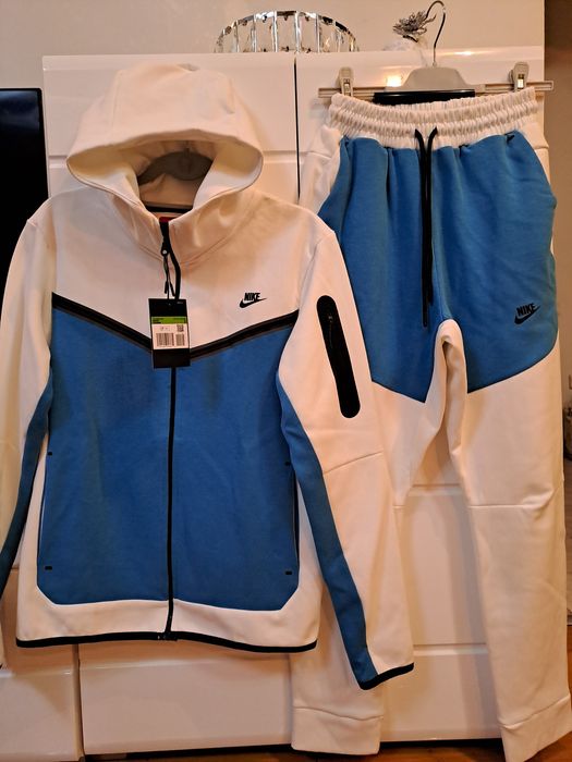 Nike Tech Flecce S&M