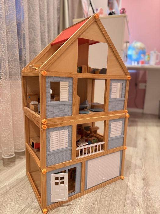 Дървена къща за игра