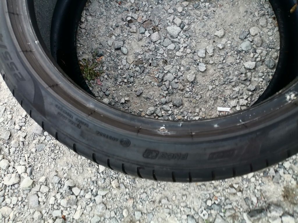 255 40 R 21 102 Y PIRELLI ДОТ 5021