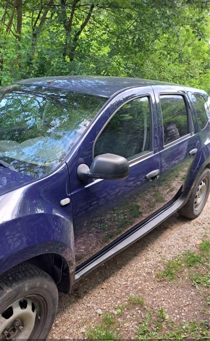 Vând Dacia Duster 1.6 cu GPL