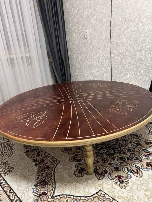 Продается Круглый стол высокий! НОВЫЙ