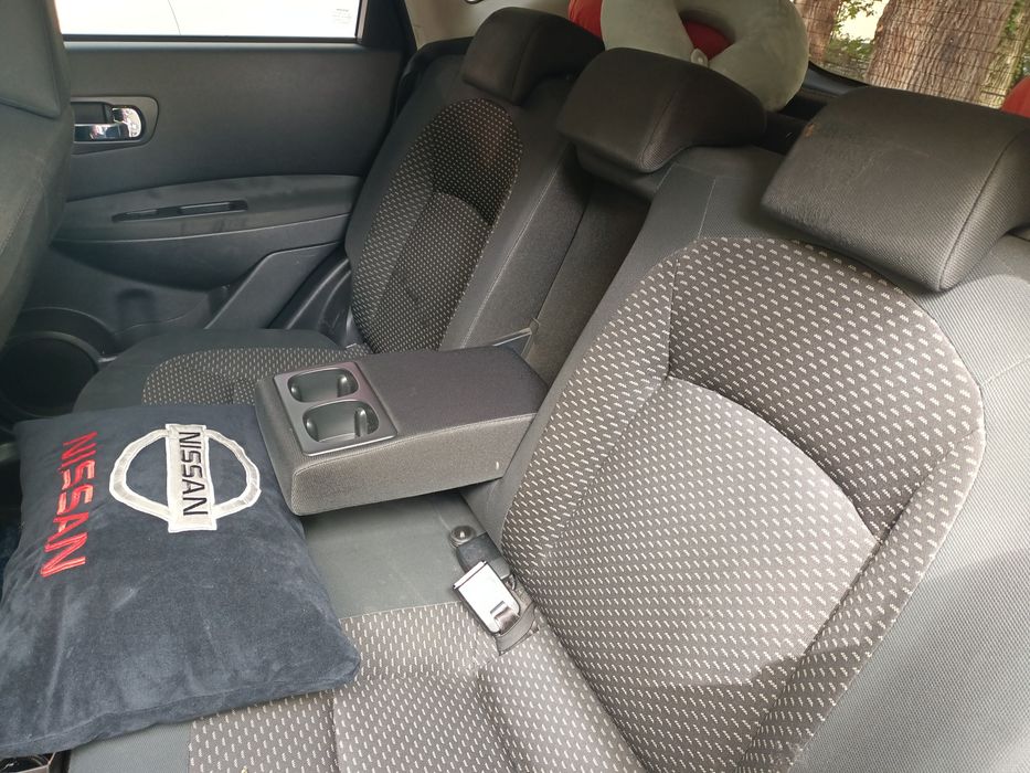 Nissan Nissan Qashqai 2008 4x4 ,OF ROAD, 2.0 Diesel 150 CP
Culoare gri
