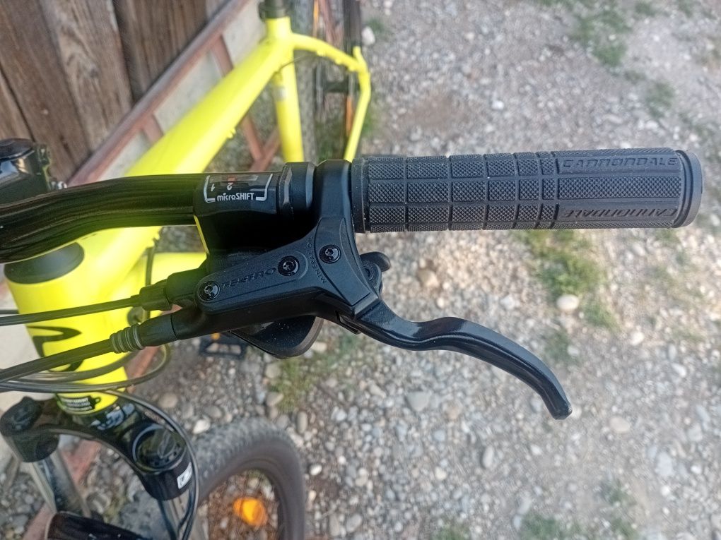 Cannondale trail 8 noua