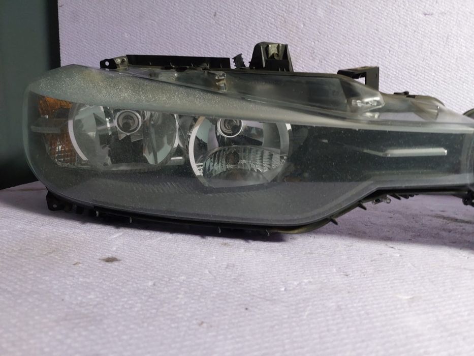 faruri BMW Seria 3 F30/F31 stânga + dreapta xyz
