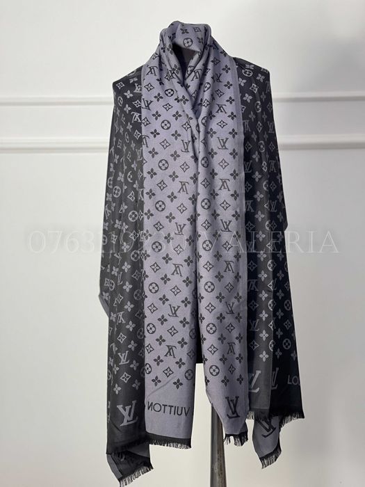 Esarfa/Sal Louis Vuitton  2 fetze