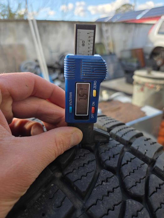 Зимни бусови гуми 16 цола