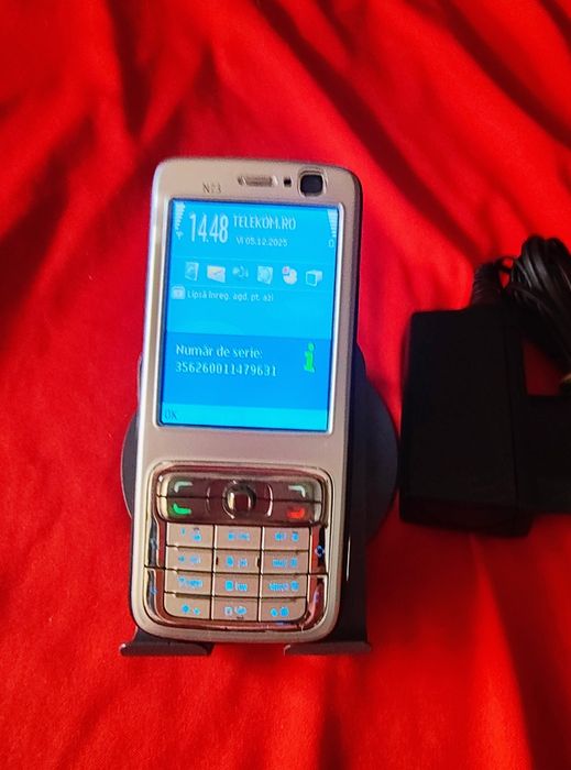 Nokia N73 cu card 1 GB și incarcator original ( limba română,decodat)