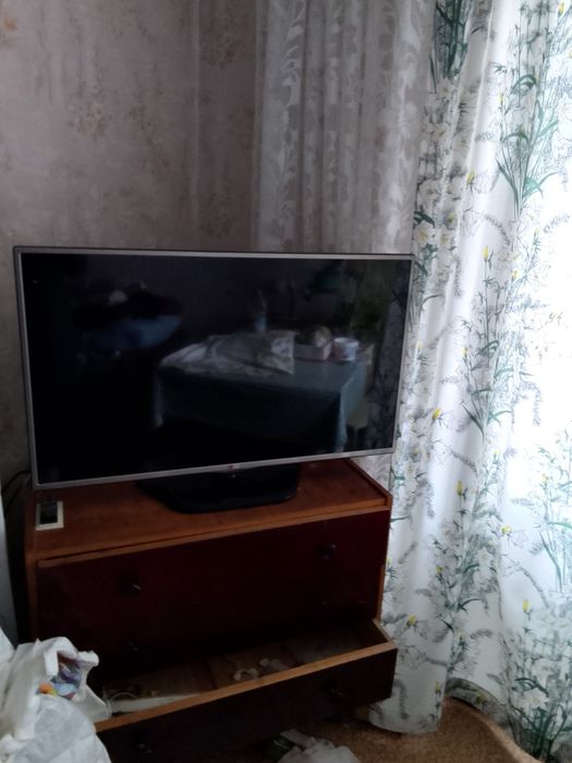 Телевизор диаметр 1,28 и 80 см