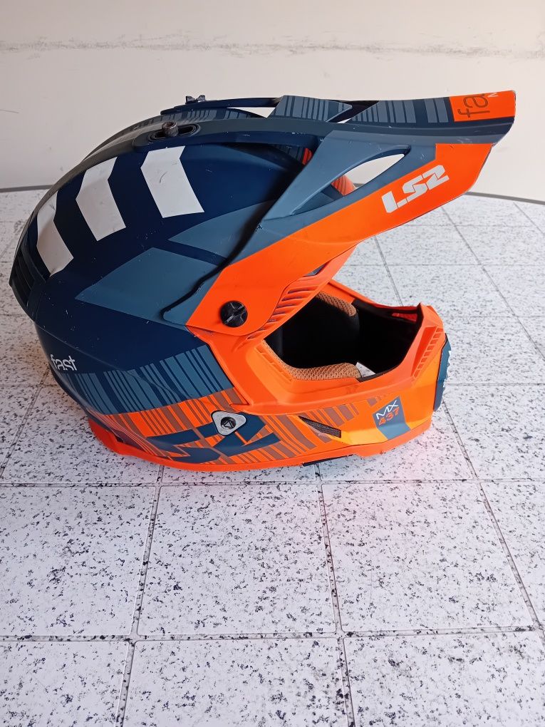 Ендуро Каска MX437 , размер xs , 53-54 см