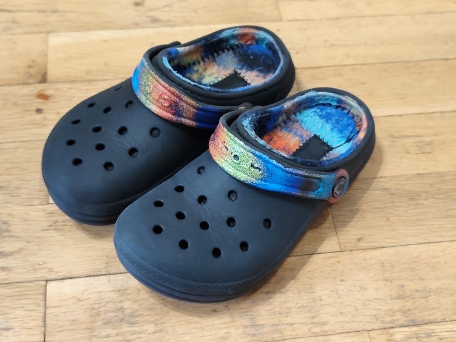 Crocs черни подплатени пантофи размер 32.5