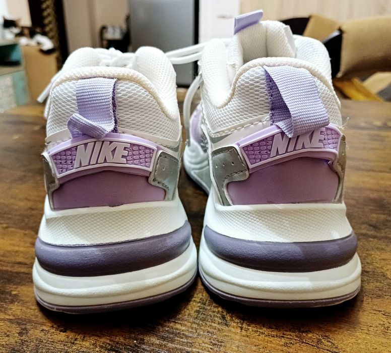 Дамски Маратонки Nike Air 36ти номер