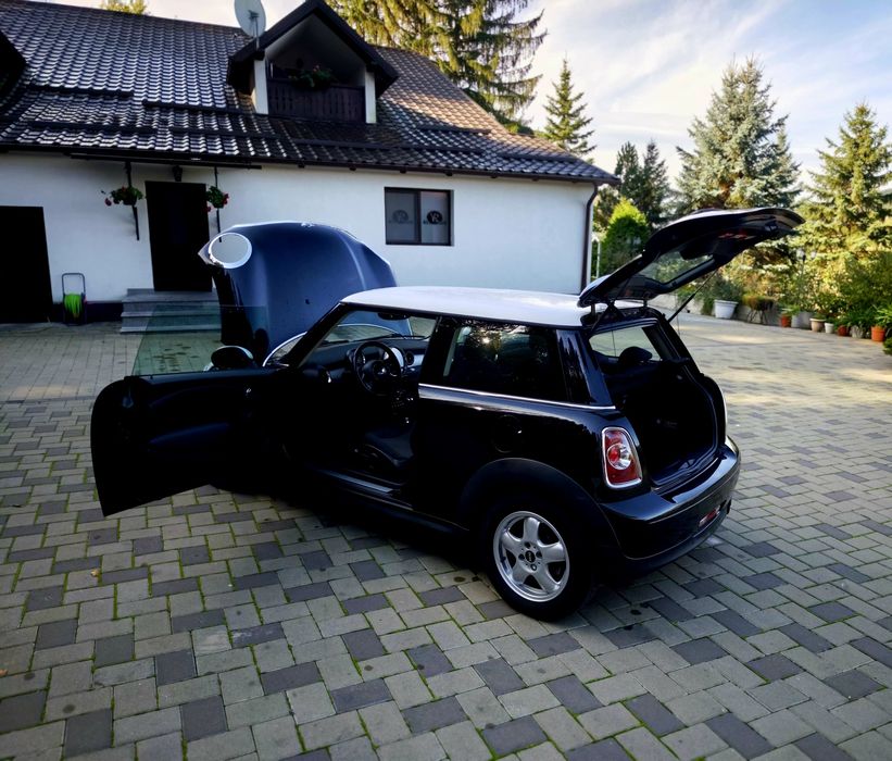 Mini Cooper One!!