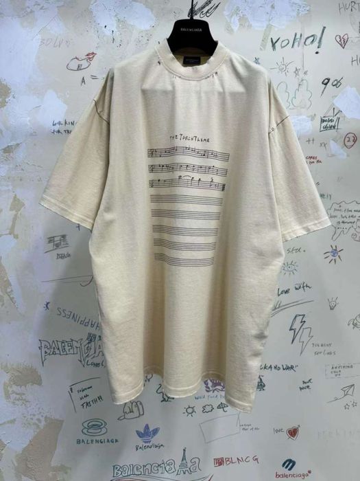 Тениска Balenciaga