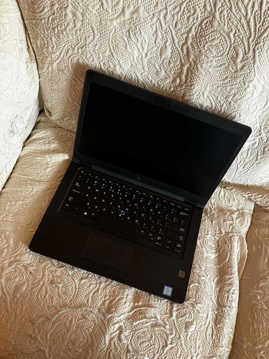 Лаптоп Dell Latitude 5490 14 inch i5-8350U 256GB M2 16 RAM Win10 Pro