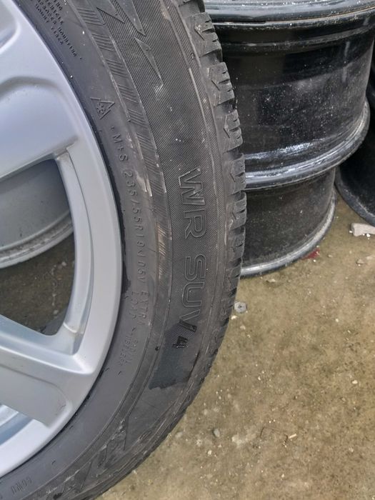 Set 4 anvelope Nokian WR Suv 4 235 55 R19 Dot 1819 ci305