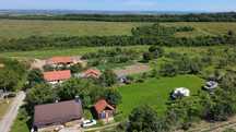 Casă la sat + afacere (camping)