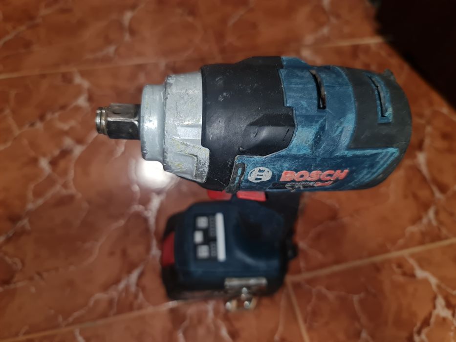 BOSCH GDS 18V-330 HC 1/2 chieie impact