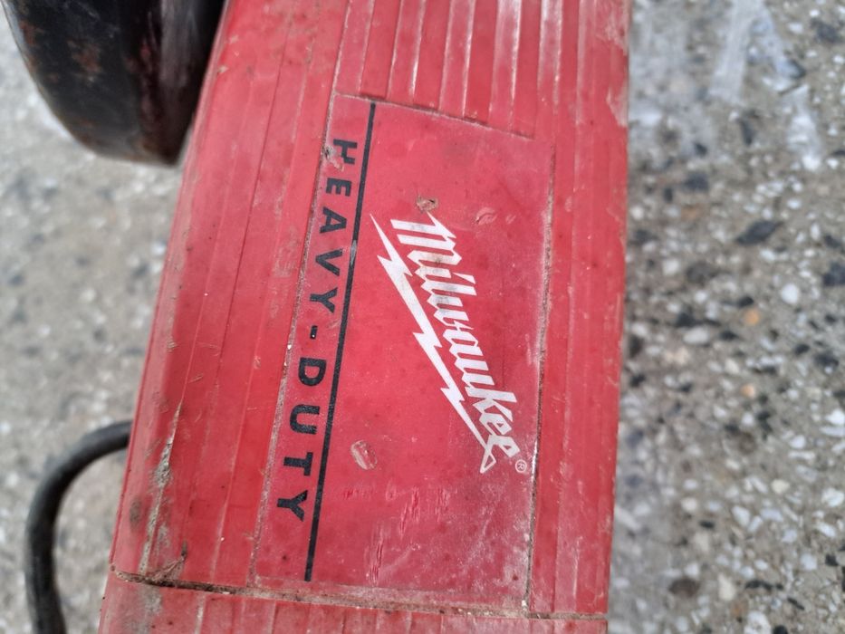 Ъглошлайф MILWAUKEE AG 22-230 DMS