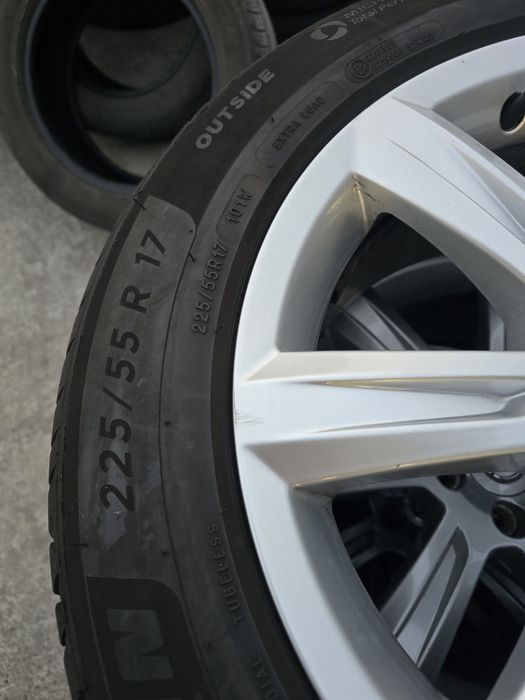 4 Броя 225/55/17 Michelin 2x6,2mm 2x5,8mm