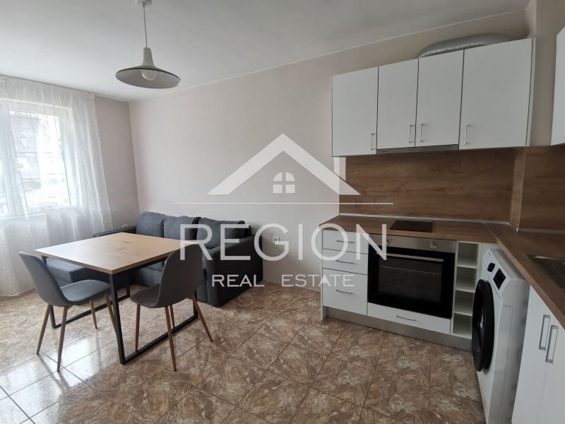 Дава се под наем Двустаен апартамент в Варна, Колхозен пазар - 42 кв.м за 433.5 € - Снимка #1