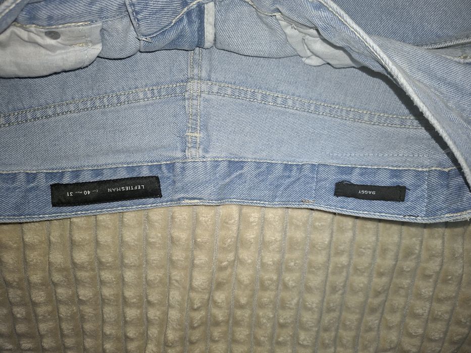 Vând blugi noi lefties, purtați 1 singură dată