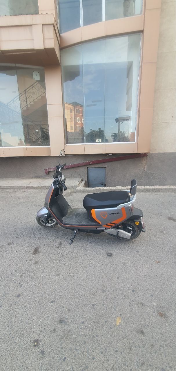 Skuter elektr Ducasu