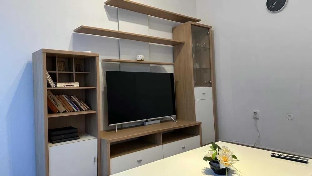 Дава се под наем Двустаен апартамент в Пловдив, Каменица 1 - 68 кв.м за 375 € - Снимка #1