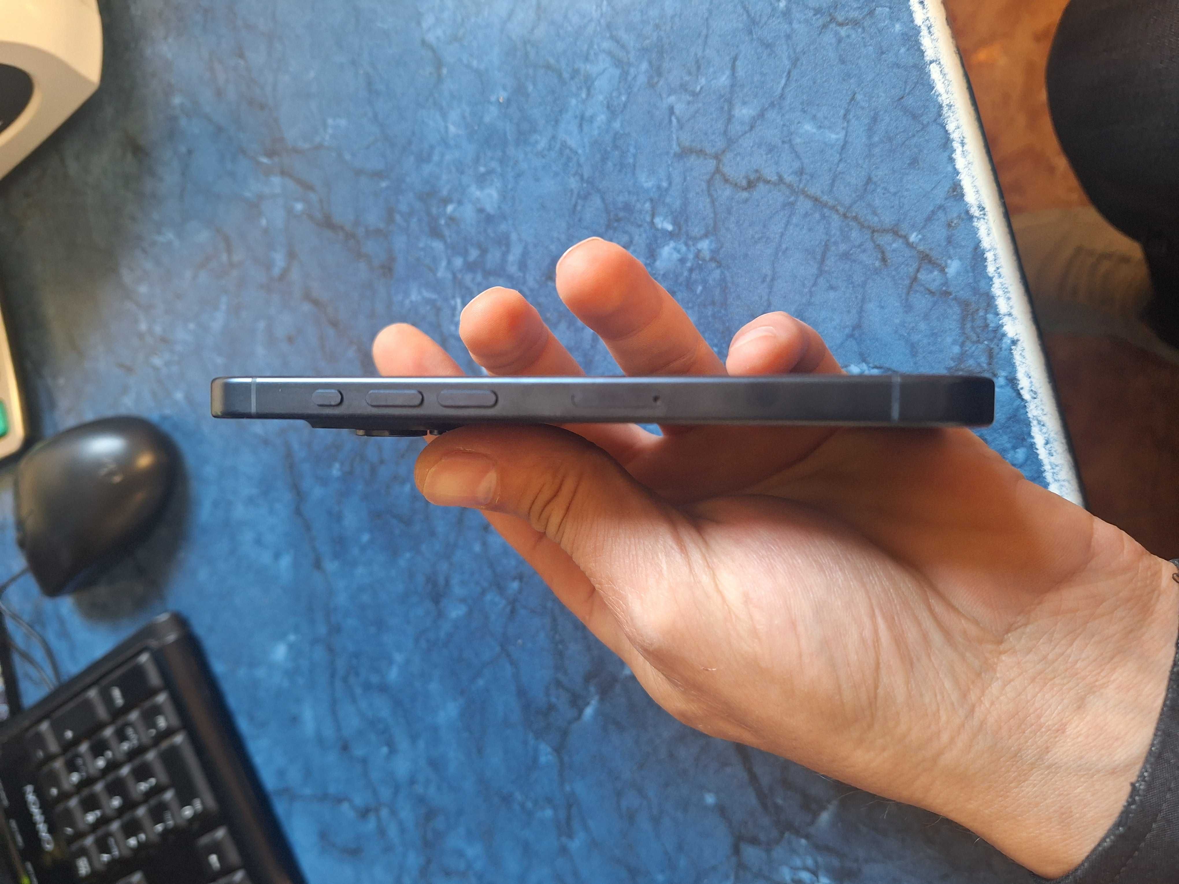 Iphone 15 pro 256GB Bateriq 91%