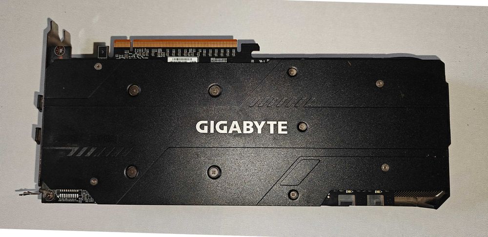 Gigabyte AMD Radeon RX 5700 XT AORUS 8192MB 256bit GDDR6 в кутия