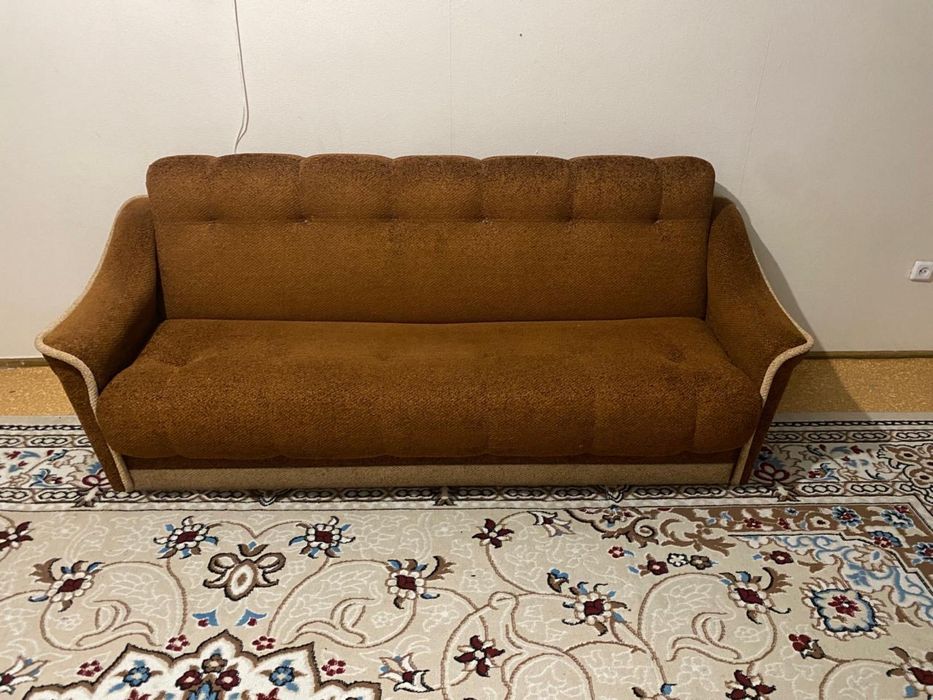 Диван-книжка            .