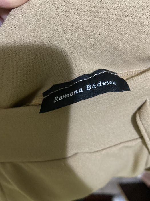 Compleu Simona Bădescu