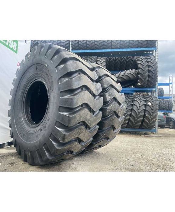 Anvelope 26.5-25 Roadmile pentru Kubota, LS Tractor