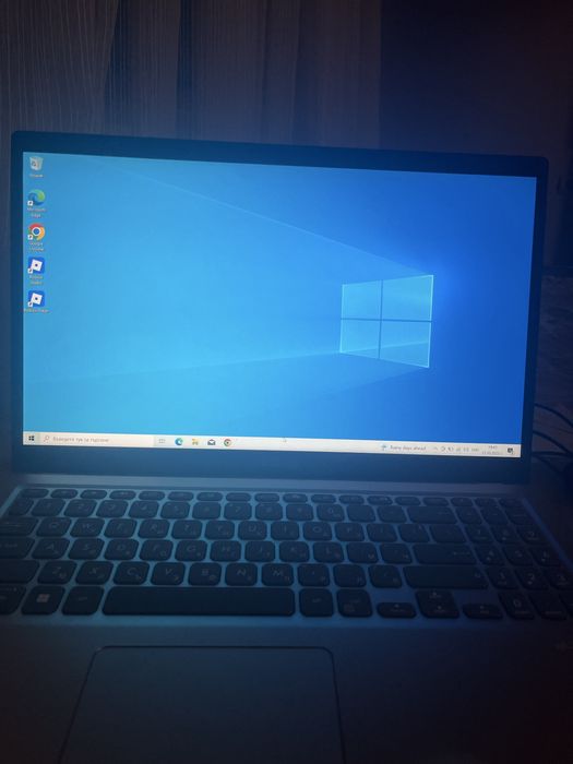 Лаптоп ASUS intel celeron