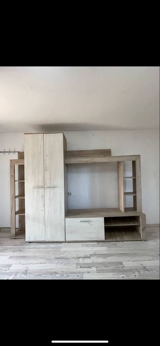 Mobila de vanzare