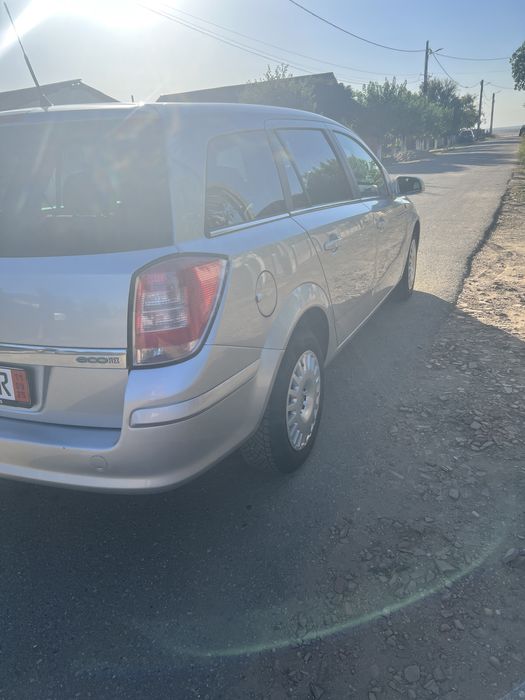 Opel astra h 2010 1,7 D