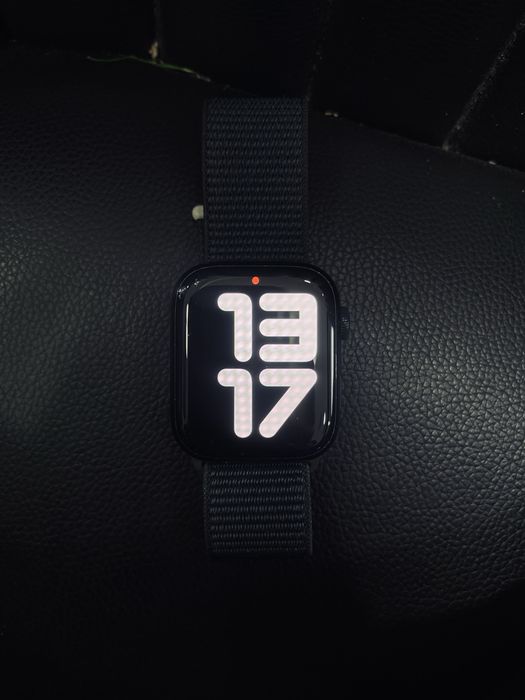 Продам Apple Watch series 9 45mm (GPS)