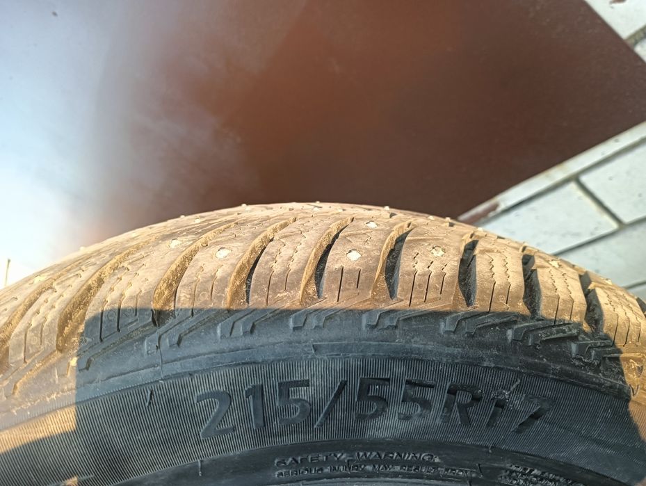 Резина на 17 новая