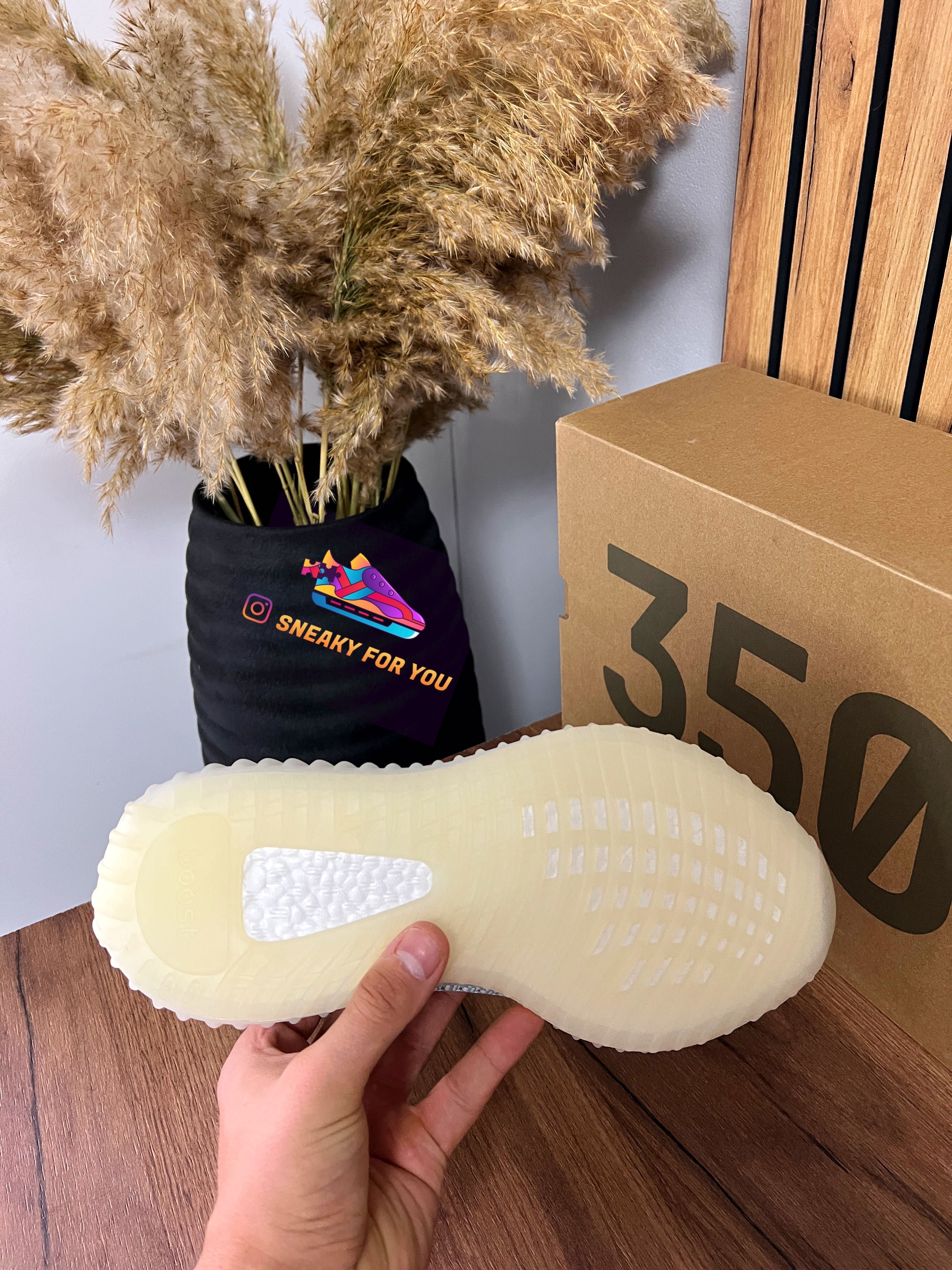 39-44 Yeezy Boost 350 V2 Cloud White