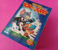 Colectia Tom & Jerry, desene animate pe opt DVD-uri.