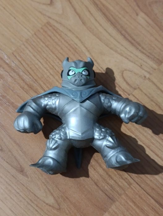 Продам гуджыцу в хорошем состоянии