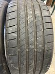 2 бр летни гуми 235/35/19 Bridgestone (2022)