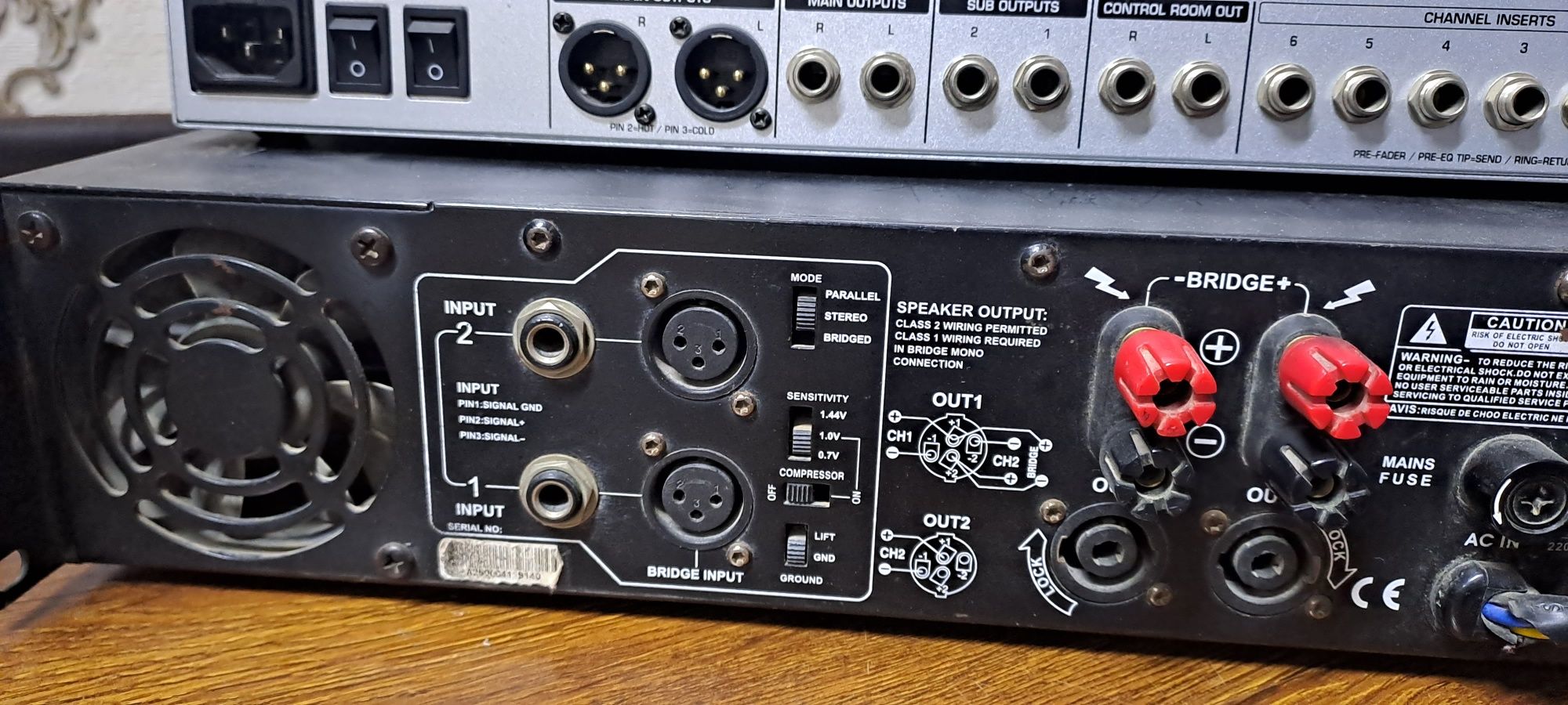 Behringer 1832-pro.mecci 2500.