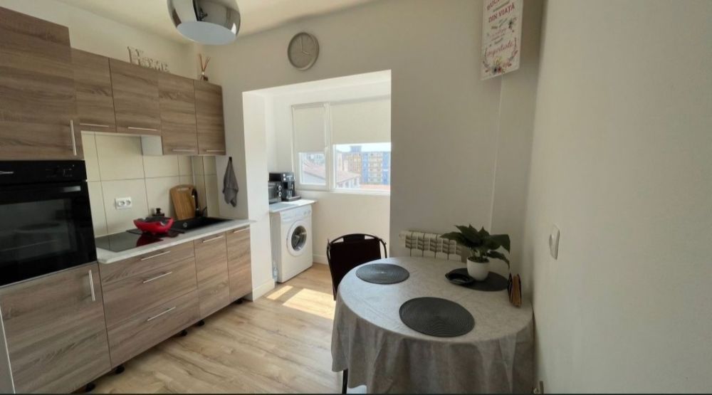 Apartament Decomandat  Ultracentral Regim Hotelier 250 lei