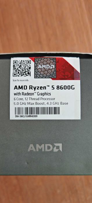 Продавам процесор AMD Ryzen 5 8600G в гаранция