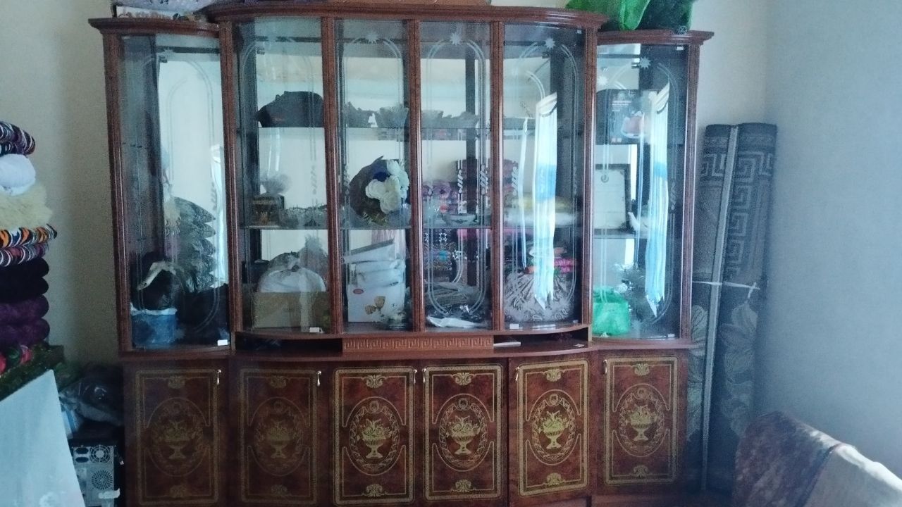 Deyarli yangi. Qirilmagana sinmagan